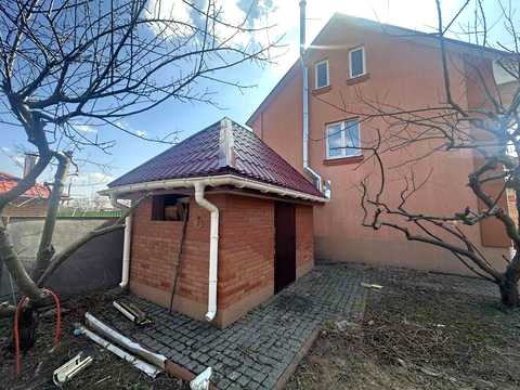 дом по адресу Лісова ул., 15