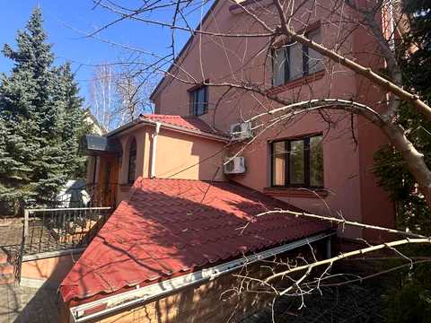 дом по адресу Лісова ул., 15