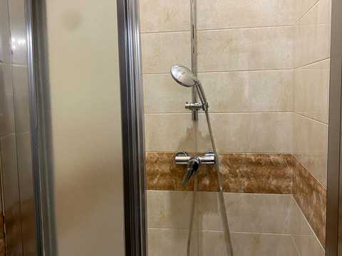 коммерческая по адресу Саксаганского ул., 103