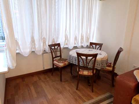 квартира за адресою Голосіївський просп. (40-річчя Жовтня), 27