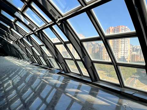 коммерческая по адресу Леси Украинки бульв., 30