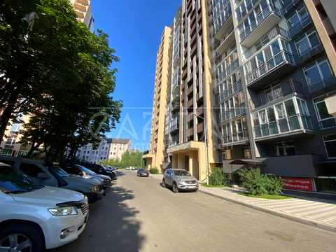 комерційна за адресою Метрологічна вул., 148В