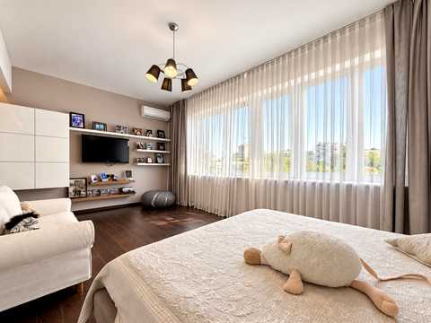 квартира за адресою Кропивницького вул., 10
