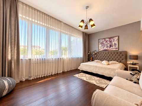 квартира за адресою Кропивницького вул., 10