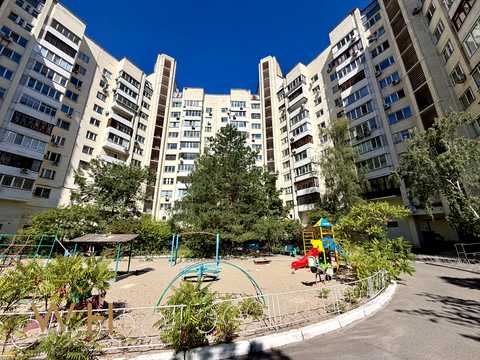 квартира по адресу Миколы Бажана просп., 30