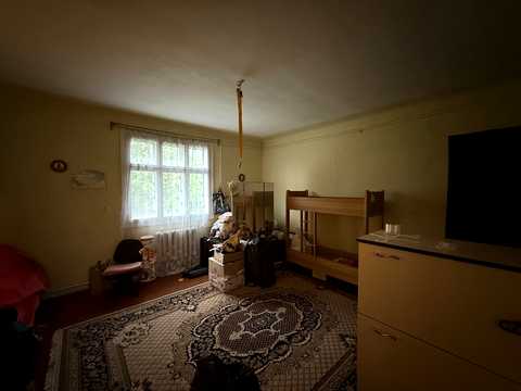 дом по адресу Прикарпатська