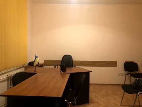 комерційна за адресою Ланжеронівська вул., 28