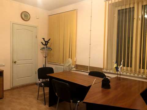комерційна за адресою Ланжеронівська вул., 28