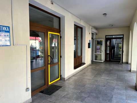 коммерческая по адресу Свободи ул., 270