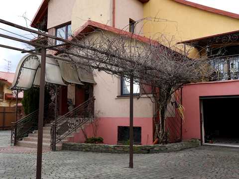 квартира за адресою проїздна, 8