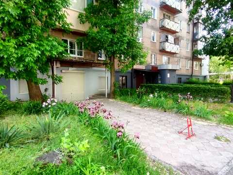 комерційна за адресою Науки просп. (Гагаріна), 96