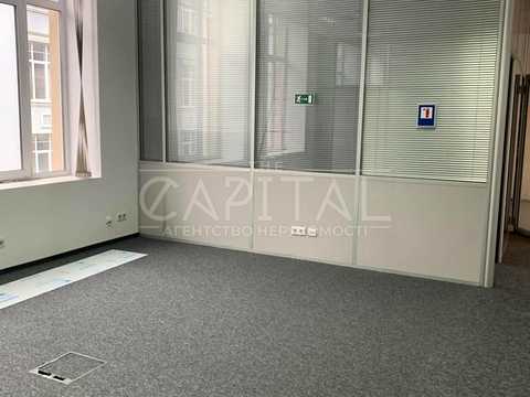 комерційна за адресою Бориса Грінченка вул., 4Б
