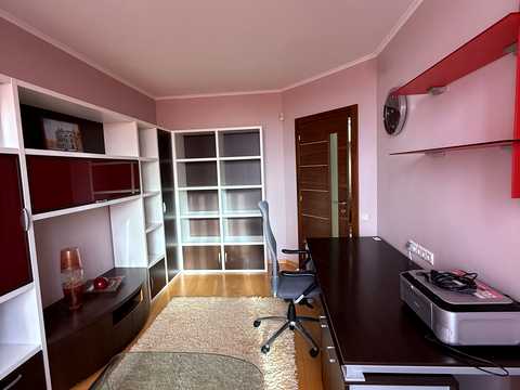 квартира за адресою Романа Ратушного вул. (Волгоградська), 9-А