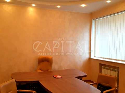 комерційна за адресою Банкова вул., 12