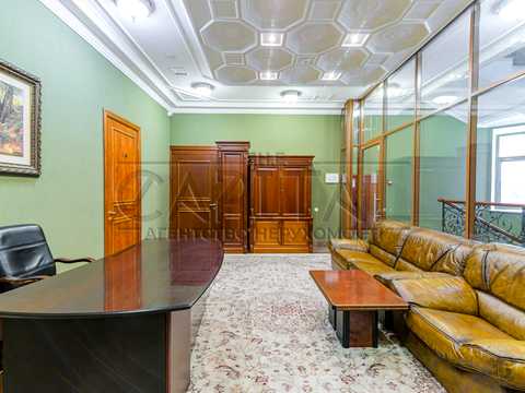 комерційна за адресою Київ, Липська вул., 10