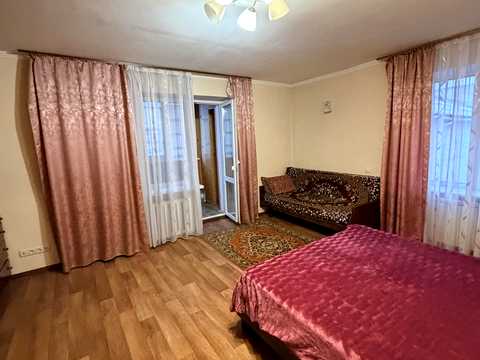 квартира за адресою Шкільна вул., 21