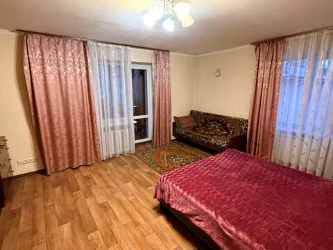 квартира за адресою Шкільна вул., 21
