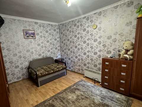 квартира за адресою Олександра Свіща вул. (Середня), 42