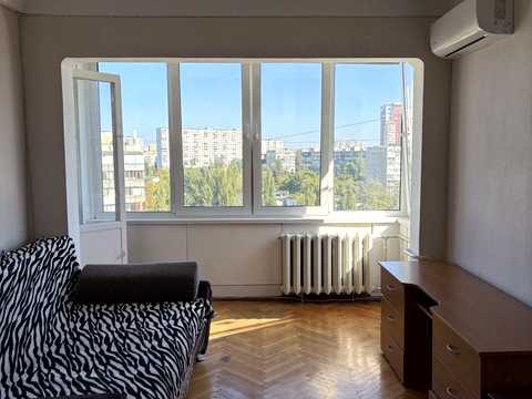 квартира за адресою Павла Тичини просп., 1