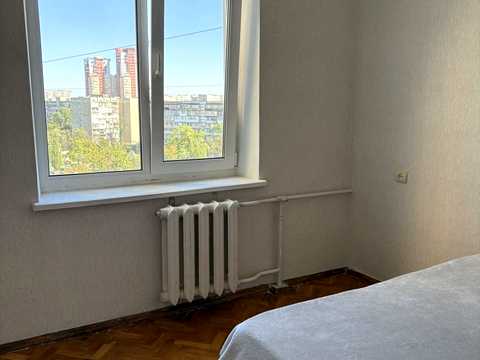 квартира за адресою Павла Тичини просп., 1