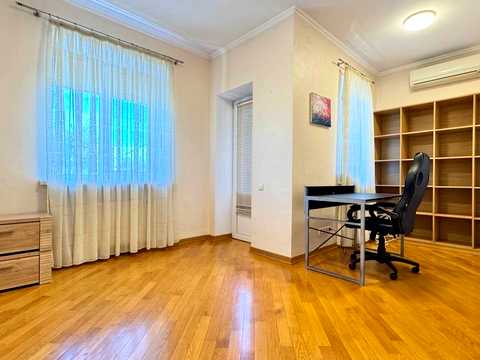 комерційна за адресою Улицька вул. (Івана Улітіна), 37