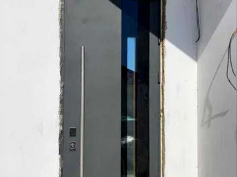 будинок за адресою Центральна вул., 4