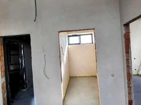 будинок за адресою Центральна вул., 4