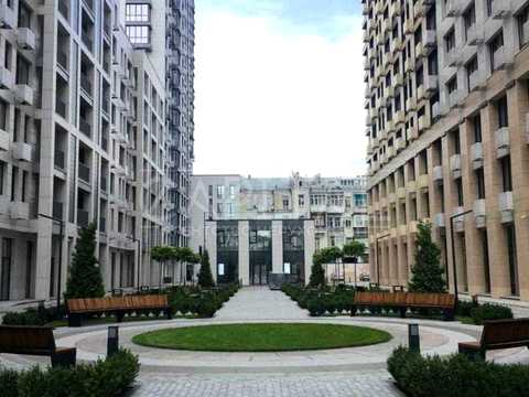 комерційна за адресою Кудрявська вул., 15а