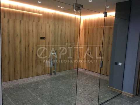 комерційна за адресою Кловський узвіз, 7