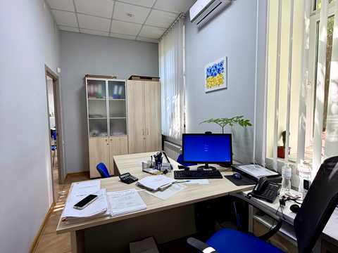 коммерческая по адресу Кременчуг, Українського Відродження бульв. (Пушкина), 7
