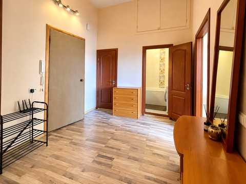 квартира за адресою Михайлівський пров., 9-А