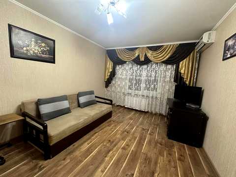 квартира за адресою Олени Пчілки вул., 4