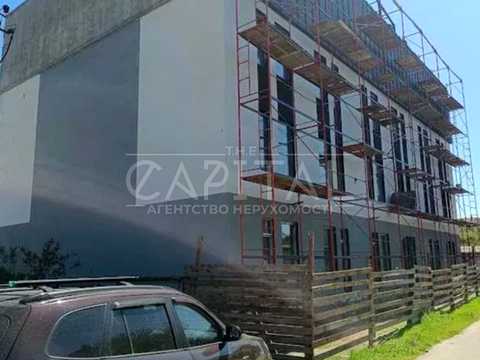 комерційна за адресою Садова вул., 1