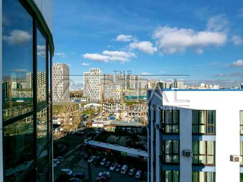 комерційна за адресою Центральна вул., 21-А