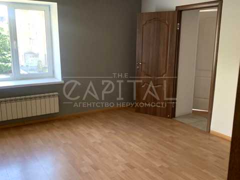 комерційна за адресою Задорожний пров., 1А
