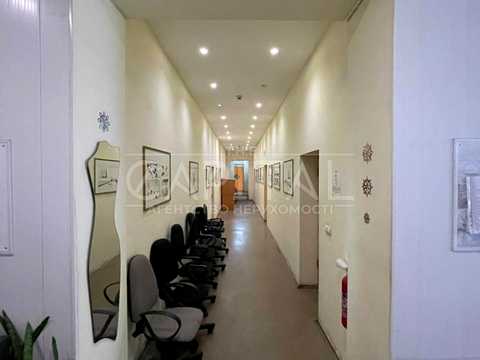 комерційна за адресою Деревообробна вул., 5