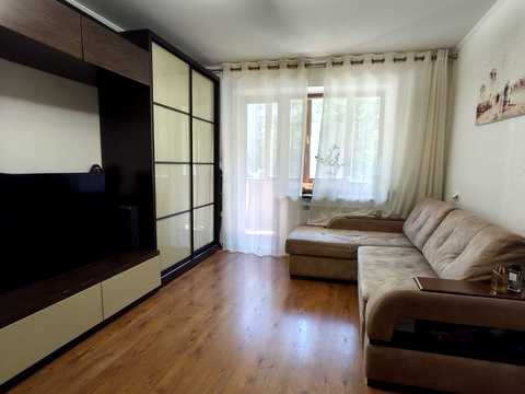 квартира за адресою Семафорна вул., 34