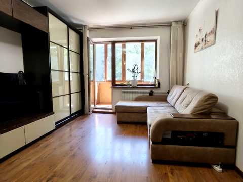 квартира за адресою Семафорна вул., 34