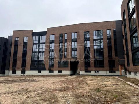 комерційна за адресою Миколи Юнкерова вул., 37-А