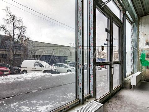 комерційна за адресою Машинобудівна вул., 39