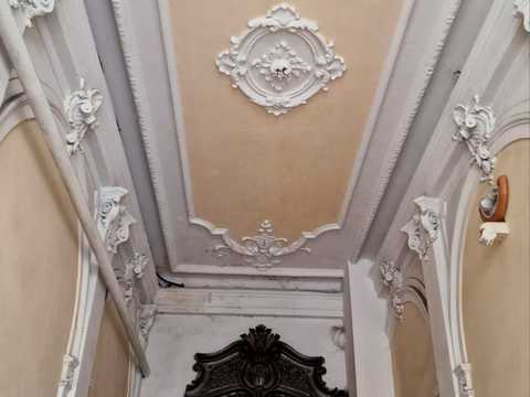 комерційна за адресою Володимира Винниченка вул. (), 3