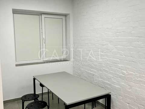 коммерческая по адресу Михаила Максимовича ул. (Онуфрія Трутенка), 24-А