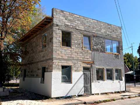 комерційна за адресою Грушевського вул., 12-3