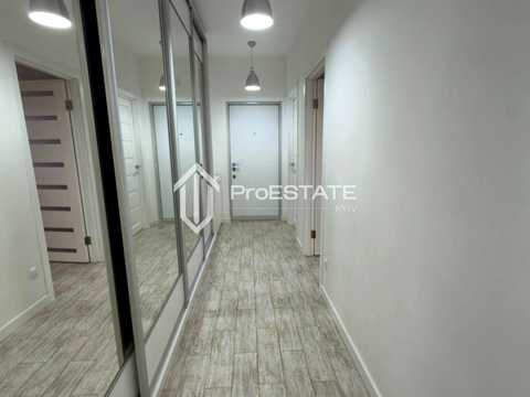 квартира за адресою Регенераторна вул., 4 к7