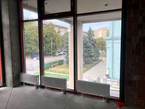 комерційна за адресою 93-ї Холодноярської Бригади вул., 4а