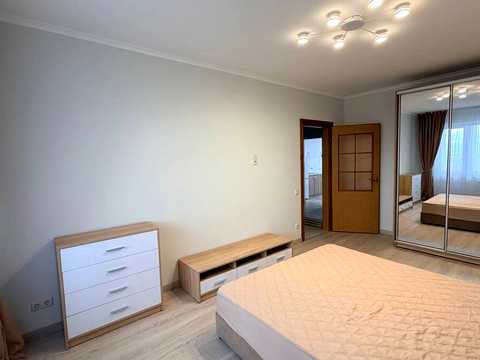 квартира за адресою Науки просп., 54-Б