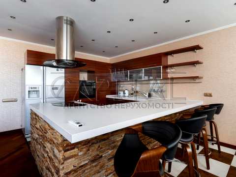 квартира за адресою Миколи Бажана просп., 10