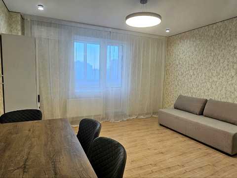 квартира за адресою Павла Чубинського вул., 15