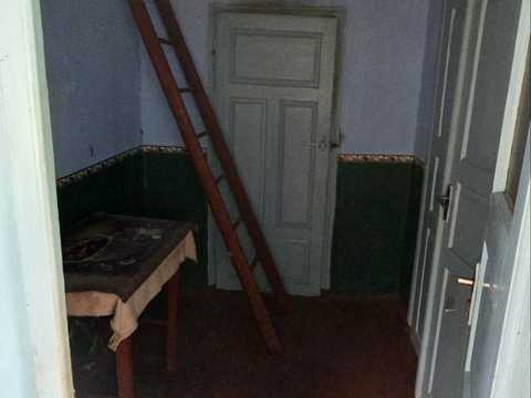 будинок за адресою Центральна вул., 9