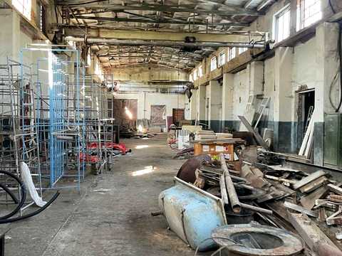 комерційна за адресою Деражня, Промислова вул., 1